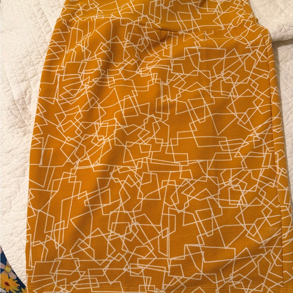 LuLaRoe Mustard Geometric Pencil Skirt